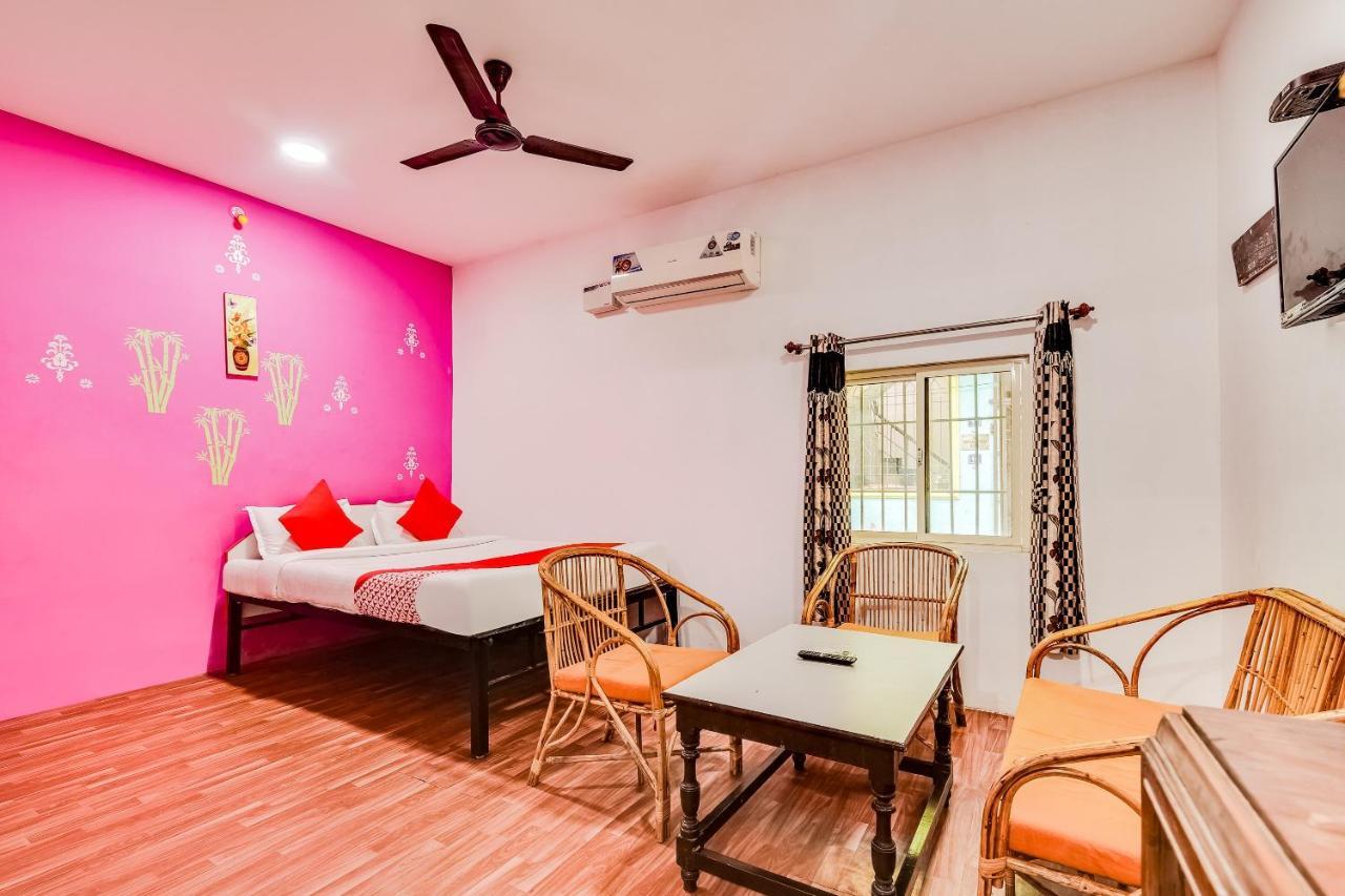 Oyo 62555 Victoria'S Heritage Hotel Puducherry Eksteriør billede